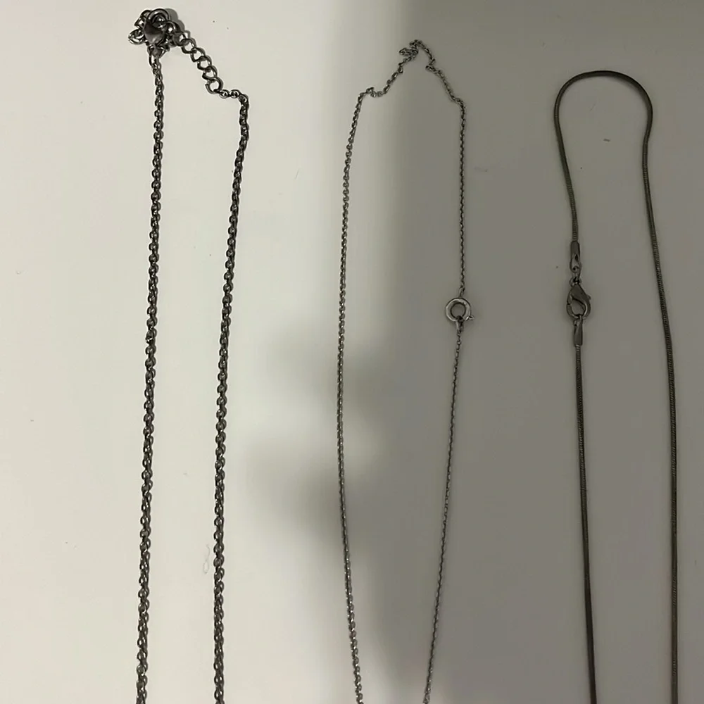 Necklaces - Picture 2 of 5